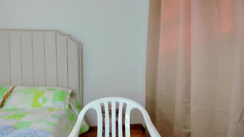 Snapshot of hannaa86 chatting on September 17, 4:19 pm Hanna online show from September 17, 4:19 pm