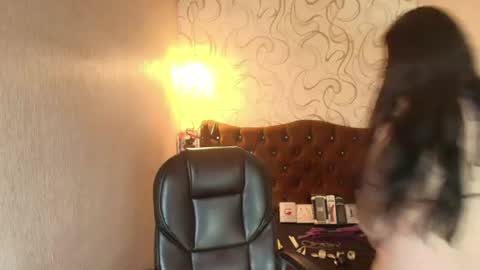 Hanna online show from June 12, 10:47 am