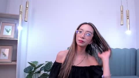 Snapshot of hannacarttier_ chatting on June 26, 12:09 pm Hanna Carttier online show from June 26, 12:09 pm