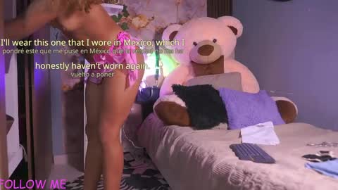 Snapshot of hannachris chatting on June 6, 12:38 am Hanna online show from June 6, 12:38 am