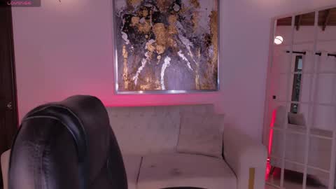 Snapshot of hannaconnor_ chatting on May 18, 8:47 pm Hanna Connor online show from May 18, 8:47 pm