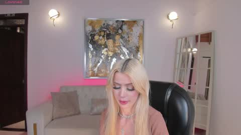 Snapshot of hannaconnor_ chatting on May 27, 3:14 am Hanna Connor online show from May 27, 3:14 am