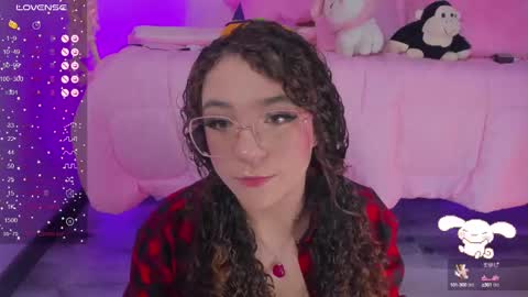 hannacutegod online show from October 9, 8:01 am