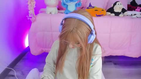 hannacutegod online show from February 17, 5:48 am