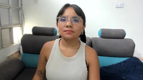 hannadanny online show from February 25, 2:37 pm