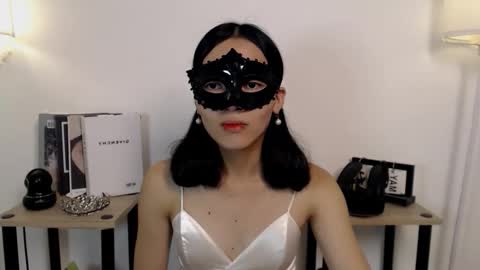 Snapshot of hannah31160 chatting on June 2, 11:34 am CHEATER GIRL HANNAH online show from June 2, 11:34 am