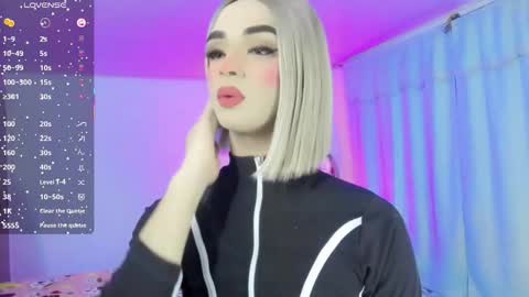 hannah backers online show from December 4, 8:45 am