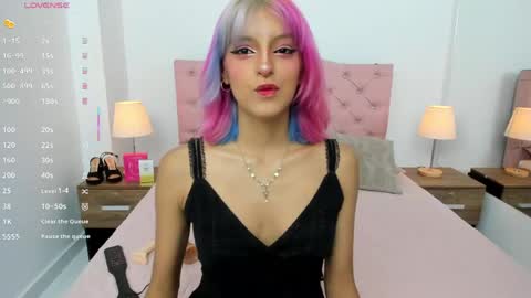 Snapshot of hannah_bernard chatting on May 20, 7:31 pm Hannah online show from May 20, 7:31 pm