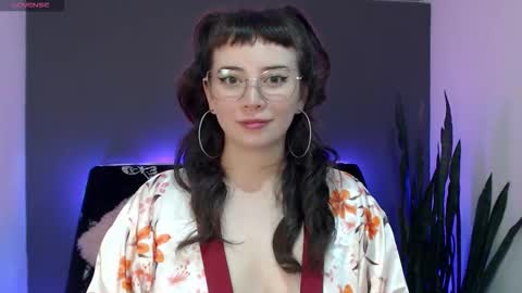 HannahHexx online show from March 4, 1:55 am