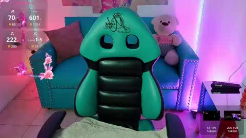 Hanna online show from April 25, 9:23 pm