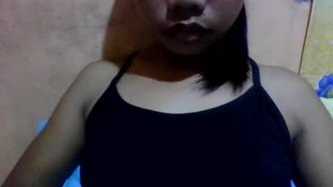 Snapshot of hannah_sweet018 chatting on July 27, 5:03 am hannah_sweet018 online show from July 27, 5:03 am