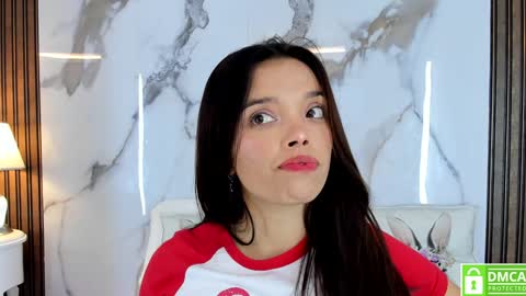 Hannahill69 online show from February 1, 4:56 am