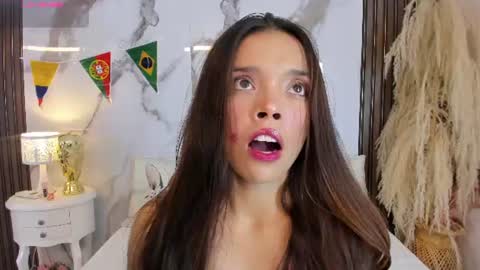 Hannahill69 online show from July 1, 4:47 am