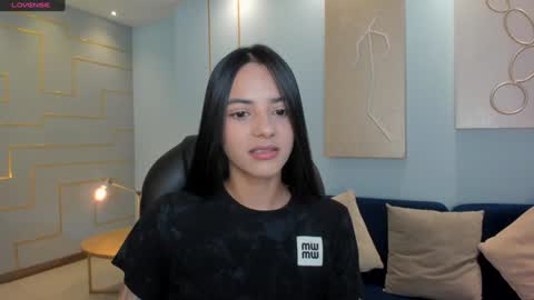 Snapshot of hannahjamesx chatting on February 4, 6:49 pm HANNAH J online show from February 4, 6:49 pm