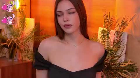 Snapshot of hannahsoul chatting on July 7, 6:45 pm HannahSoul online show from July 7, 6:45 pm