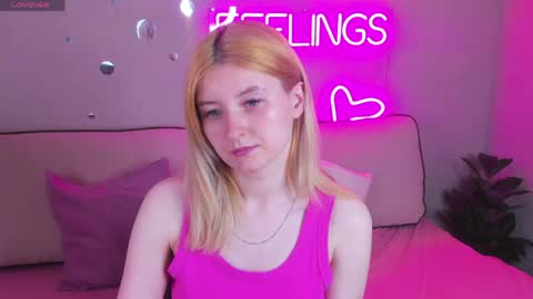 Snapshot of hannakoch chatting on May 30, 1:14 am Hanna online show from May 30, 1:14 am