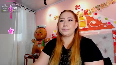 hannamartinn_ online show from December 4, 2:59 pm
