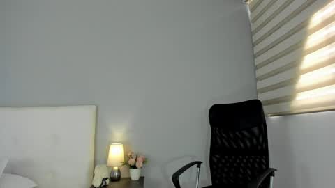 hannamartinnez online show from February 3, 8:24 pm