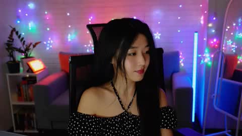 hannarosie online show from December 16, 6:35 pm