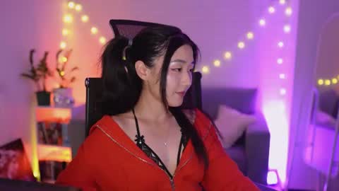 hannarosie online show from July 28, 4:50 pm