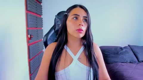 Hanna  online show from February 17, 8:48 pm