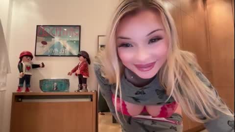 Snapshot of hannaxlovex chatting on October 14, 3:02 pm FREE LIMITED online show from October 14, 3:02 pm