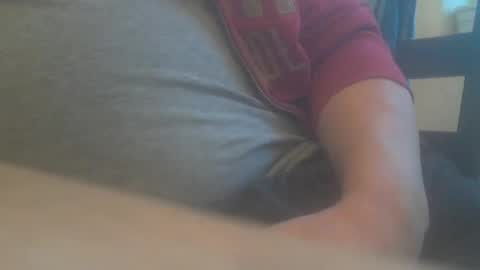 hannes_k online show from January 10, 3:37 pm