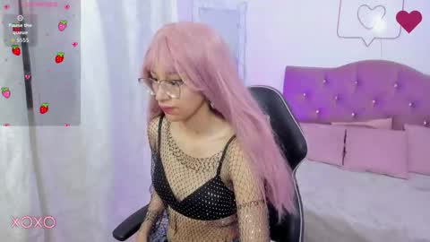 Snapshot of hanni_tay chatting on November 30, 11:58 am HANNI online show from November 30, 11:58 am