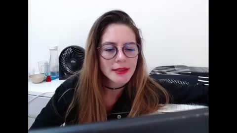 Snapshot of hanny_333 chatting on January 23, 1:45 pm hanny_333 online show from January 23, 1:45 pm