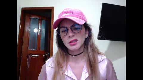 Snapshot of hanny_333 chatting on January 26, 11:39 am hanny_333 online show from January 26, 11:39 am