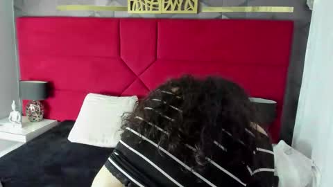 Hanny  online show from January 15, 2:27 am