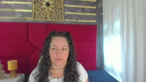 Snapshot of hanny_bliss chatting on June 25, 11:48 am Hanny online show from June 25, 11:48 am