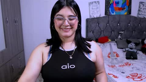 Snapshot of hanny_parkerr chatting on September 24, 5:22 am Hanny Parkerr online show from September 24, 5:22 am