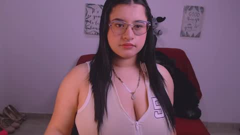 Snapshot of hanny_parkerr chatting on April 20, 11:13 am Hanny Parkerr online show from April 20, 11:13 am