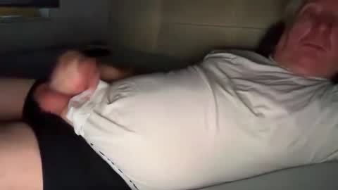 Snapshot of hans66760 chatting on January 10, 7:04 am hans66760 online show from January 10, 7:04 am