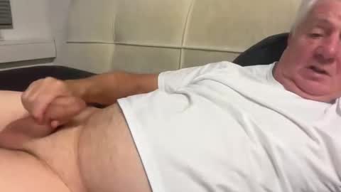 Snapshot of hans66760 chatting on September 17, 5:36 pm hans66760 online show from September 17, 5:36 pm