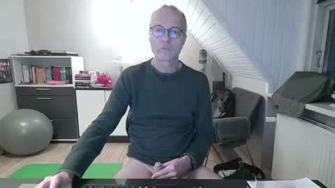 Hanse online show from December 11, 4:42 pm