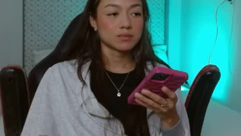 Snapshot of hantonella chatting on May 6, 2:55 pm Anto online show from May 6, 2:55 pm