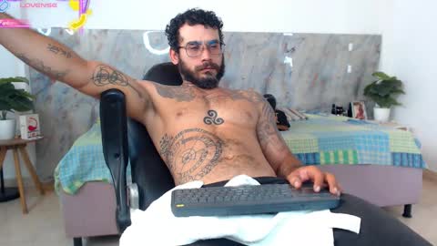 Snapshot of hanz_col chatting on May 31, 9:16 pm hanz_col online show from May 31, 9:16 pm