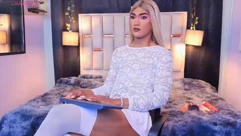 Snapshot of hanzking01 chatting on September 15, 2:11 am Hanzking01 online show from September 15, 2:11 am