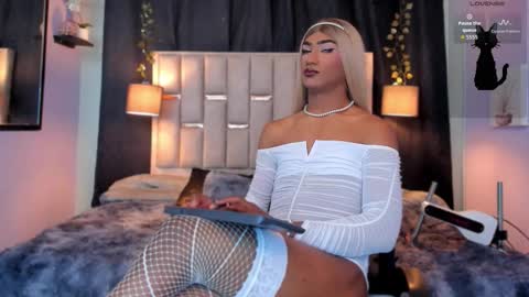 Snapshot of hanzking01 chatting on October 25, 3:36 am Hanzking01 online show from October 25, 3:36 am