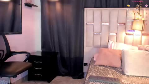 Snapshot of hanzking01 chatting on November 22, 10:58 am Hanzking01 online show from November 22, 10:58 am