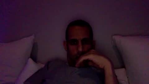 Snapshot of happy2334 chatting on March 29, 4:29 pm skysky6969 online show from March 29, 4:29 pm