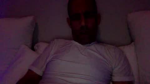 Snapshot of happy2334 chatting on June 5, 2:56 pm skysky6969 online show from June 5, 2:56 pm