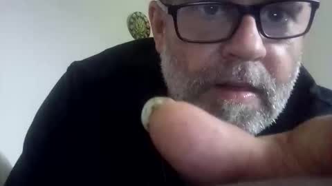 happydick69a online show from October 6, 6:44 am