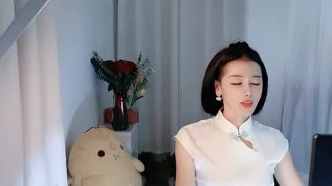 Daisy online show from May 3, 2:45 pm