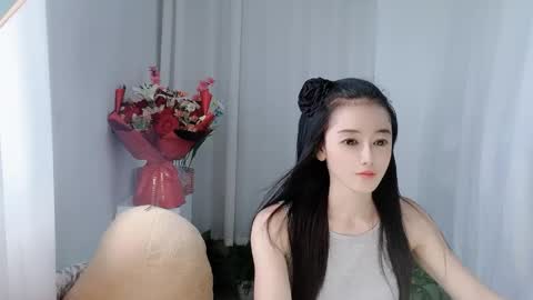 Snapshot of happyflower802318 chatting on May 23, 3:01 am Daisy online show from May 23, 3:01 am