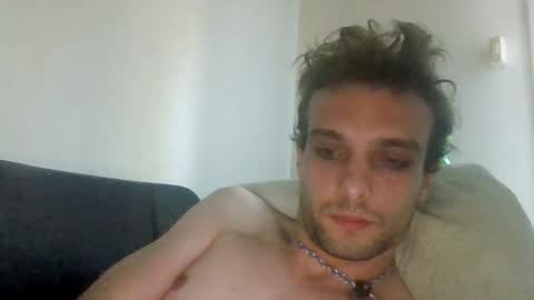 happyfunnyboy79 online show from July 24, 9:29 am