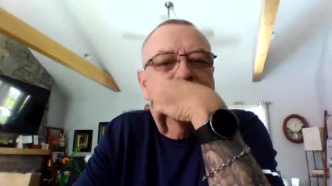 Snapshot of happynudist7373 chatting on June 27, 5:29 pm happynudist7373 online show from June 27, 5:29 pm