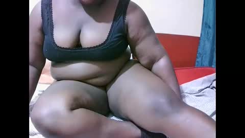 Snapshot of happysonia chatting on February 24, 3:09 pm happysonia online show from February 24, 3:09 pm